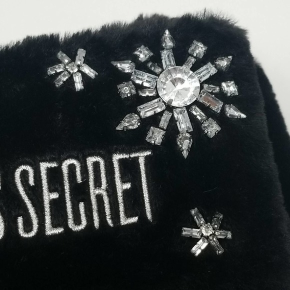 Victoria's Secret Bling Christmas Black Velvet Plush Stocking Boot NEW - Picture 5 of 7